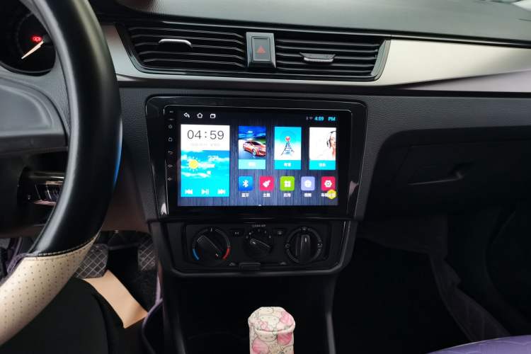 Used Skoda Rapid 2020 1.5L Automatic Standard Edition Audio And AC Panel