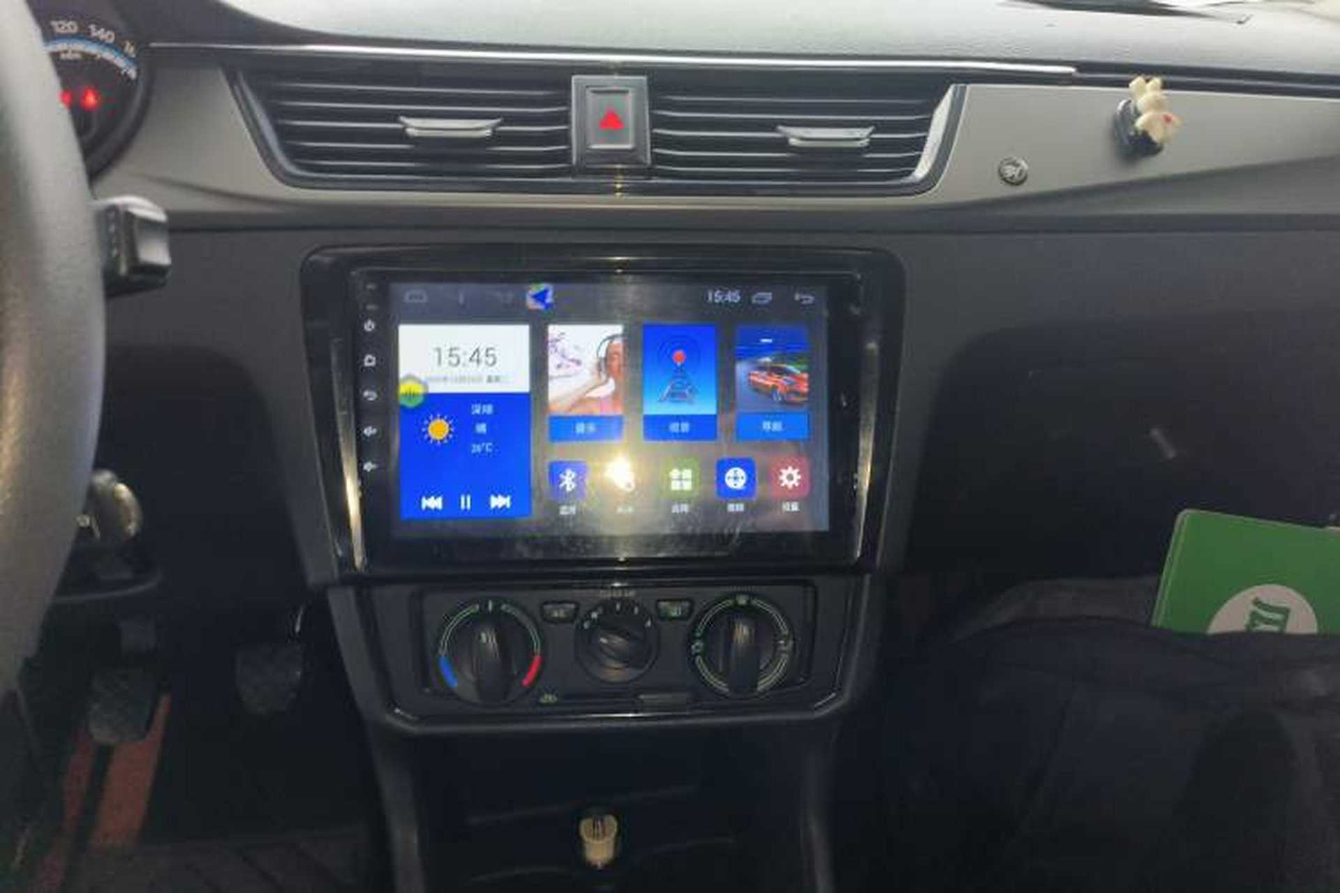 Used Skoda Rapid 2020 1.5L Manual Standard Edition Audio And AC Panel