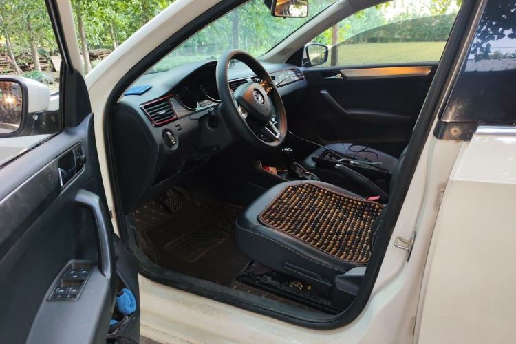 Used Skoda Rapid 2020 1.5L Automatic Comfort Edition Driver Seat