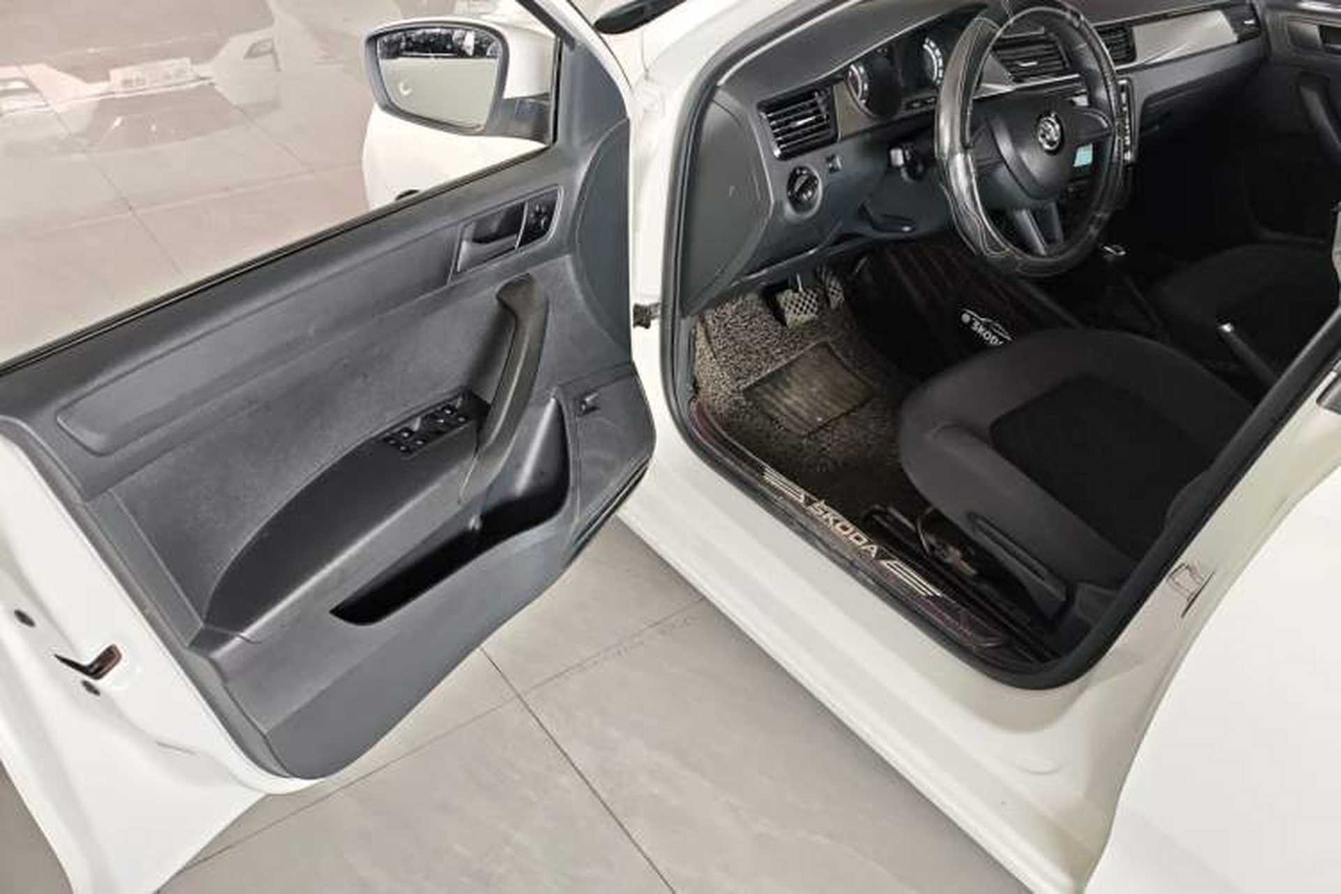 Used Skoda Rapid 2020 1.5L Automatic Standard Edition Driver Seat