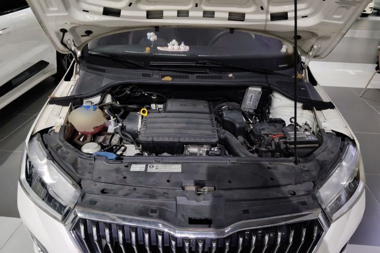 Used Skoda Rapid 2020 1.5L Automatic Comfort Edition Engine Bay
