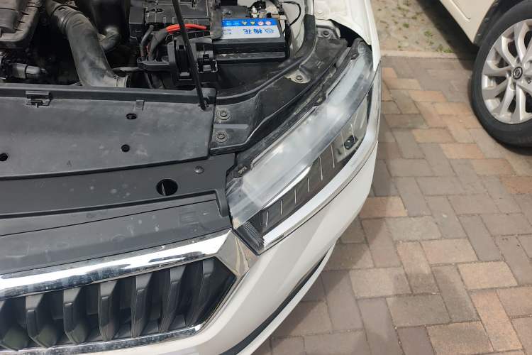 Used Skoda Rapid 2020 1.5L Automatic Standard Edition Engine Bay Left