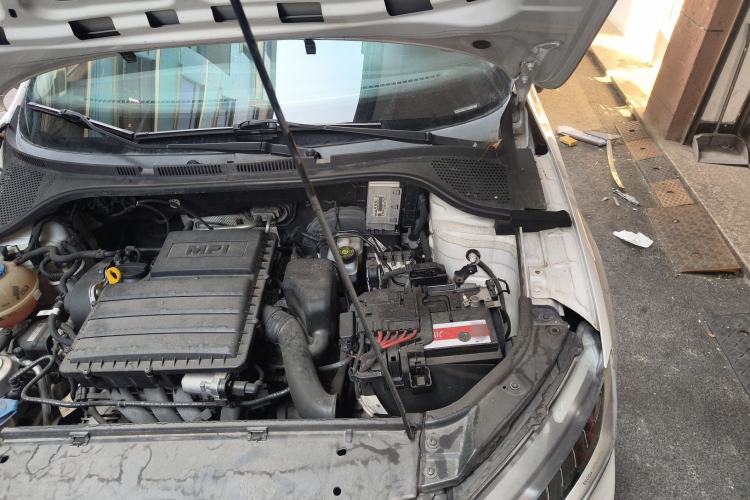 Used Skoda Rapid 2020 1.5L Automatic Comfort Edition Engine Bay Left