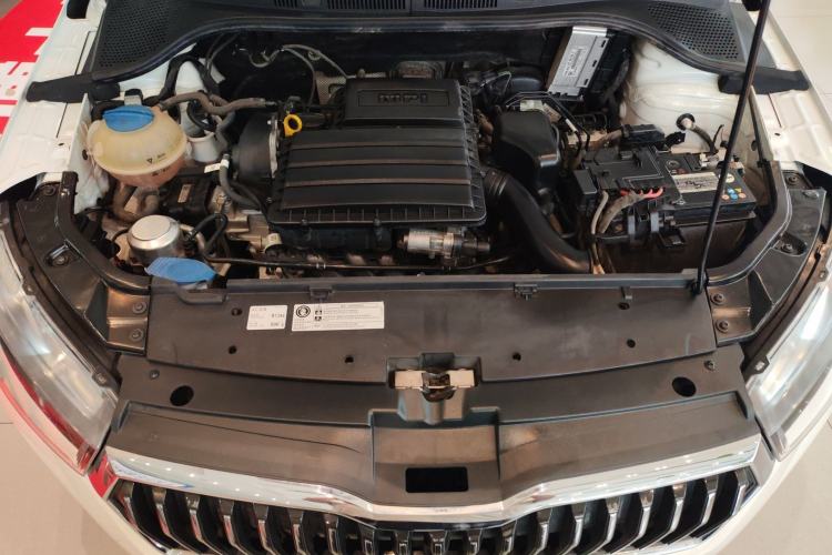 Used Skoda Rapid 2020 1.5L Automatic Comfort Edition Engine Bay