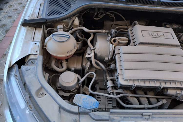 Used Skoda Rapid 2020 1.5L Manual Comfort Edition Engine Bay Right
