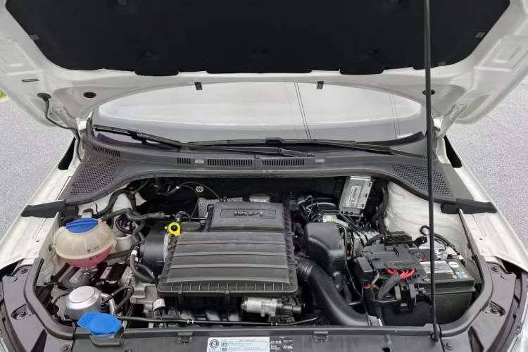 Used Skoda Rapid 2020 1.5L Automatic Comfort Edition Engine Bay