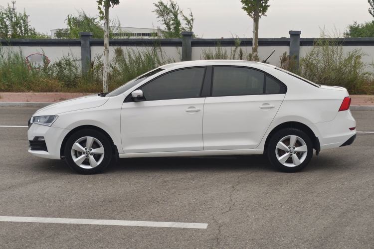 Used Skoda Rapid 2020 1.5L Automatic Standard Edition Exterior 2