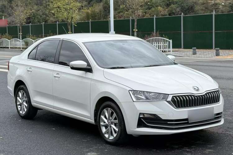 Used Skoda Rapid 2020 1.5L Automatic Standard Edition Exterior 2