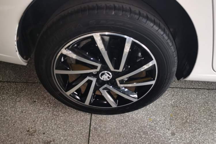 Used Skoda Rapid 2020 1.5L Automatic Comfort Edition Exterior 3
