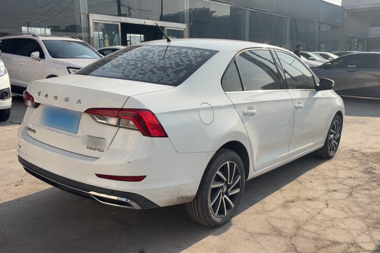 Used Skoda Rapid 2020 1.5L Automatic Comfort Edition Exterior 3