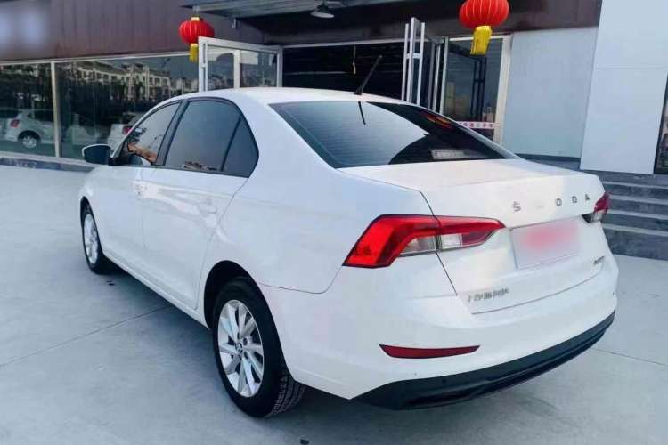 Used Skoda Rapid 2020 1.5L Automatic Standard Edition Exterior 3