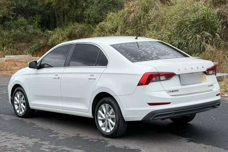 Used Skoda Rapid 2020 1.5L Automatic Standard Edition Exterior 3