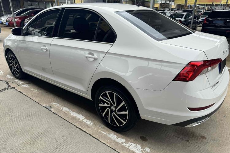Used Skoda Rapid 2020 1.5L Automatic Comfort Edition Exterior 3