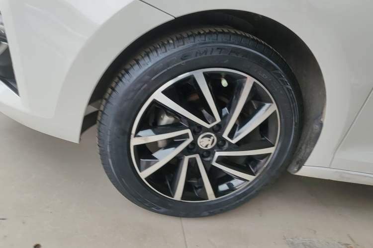Used Skoda Rapid 2020 1.5L Manual Comfort Edition Exterior 4