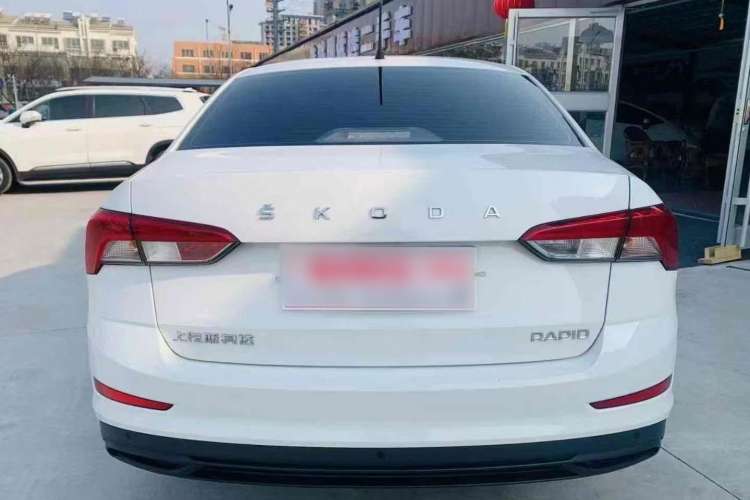 Used Skoda Rapid 2020 1.5L Automatic Standard Edition Exterior 4