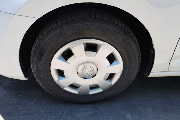 Used Skoda Rapid 2020 1.5L Manual Standard Edition Exterior 4