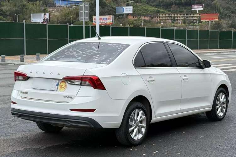 Used Skoda Rapid 2020 1.5L Automatic Standard Edition Exterior 5