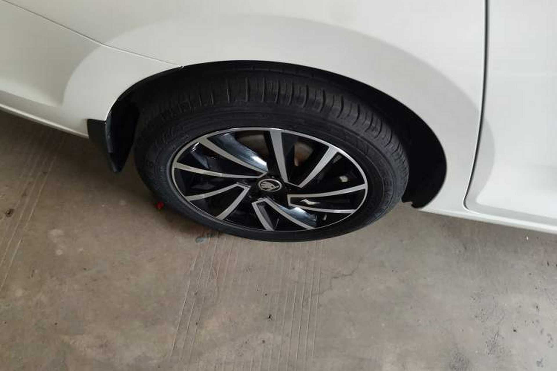 Used Skoda Rapid 2020 1.5L Automatic Comfort Edition Exterior 5
