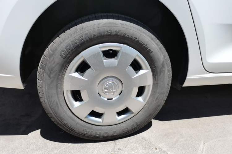 Used Skoda Rapid 2020 1.5L Manual Standard Edition Exterior 5