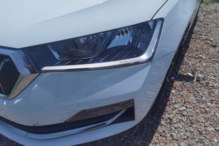 Used Skoda Rapid 2020 1.5L Automatic Comfort Edition Exterior 6