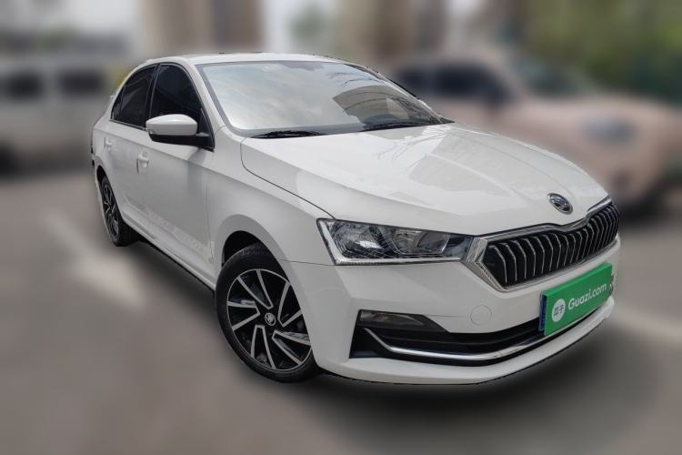 Used Skoda Rapid 2020 1.5L Automatic Comfort Edition Front Right 45 Deg
