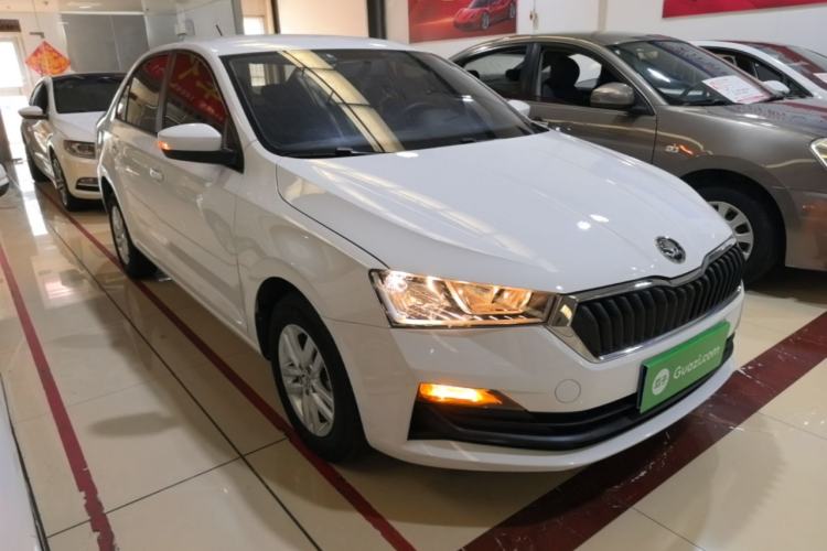 Used Skoda Rapid 2020 1.5L Manual Standard Edition Front Right 45 Deg