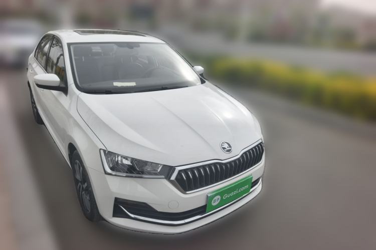 Used Skoda Rapid 2020 1.5L Manual Comfort Edition Front Right 45 Deg