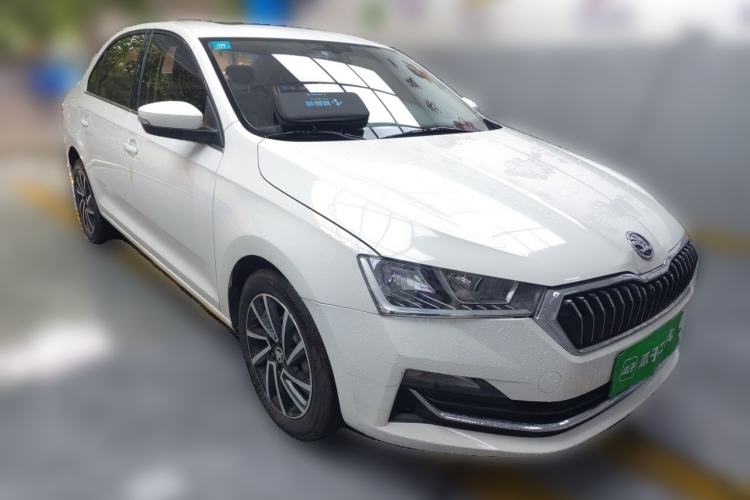 Used Skoda Rapid 2020 1.5L Automatic Comfort Edition Front Right 45 Deg