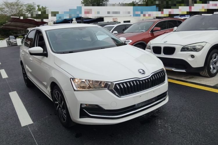 Used Skoda Rapid 2020 1.5L Automatic Comfort Edition Front Right 45 Deg