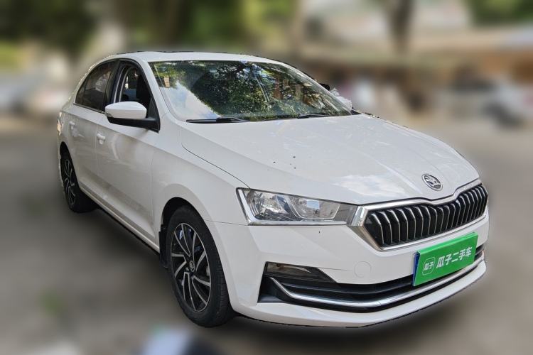 Used Skoda Rapid 2020 1.5L Automatic Comfort Edition Front Right 45 Deg