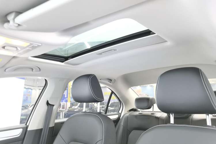 Used Skoda Rapid 2020 1.5L Manual Comfort Edition Headliner