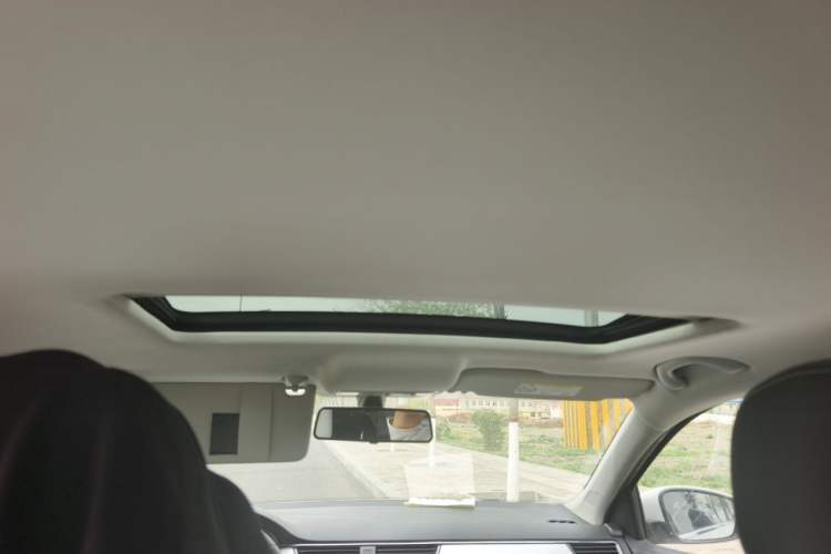 Used Skoda Rapid 2020 1.5L Manual Comfort Edition Headliner