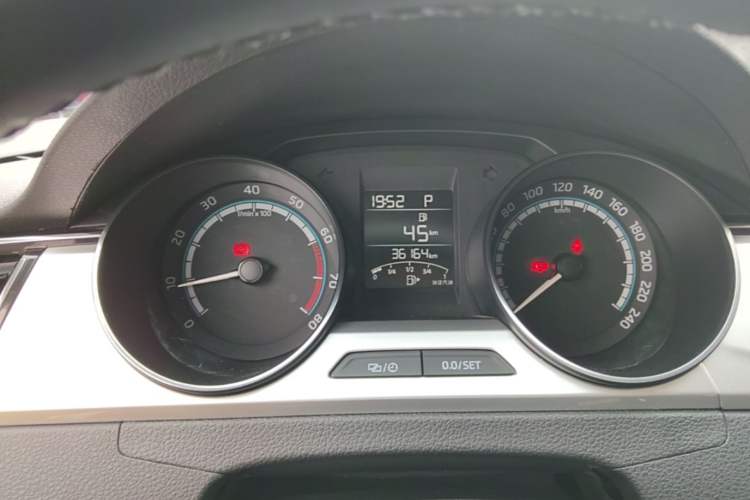 Used Skoda Rapid 2020 1.5L Automatic Comfort Edition Instrument Cluster