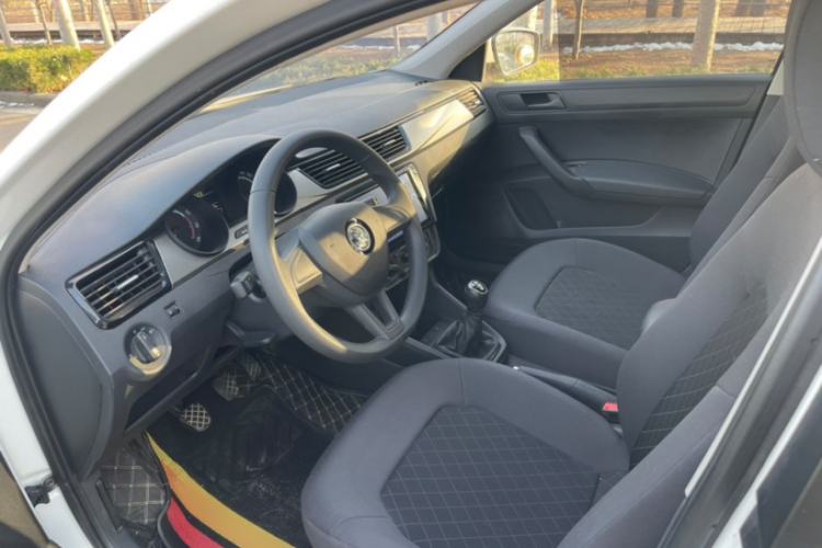 Used Skoda Rapid 2020 1.5L Manual Standard Edition Interior 1