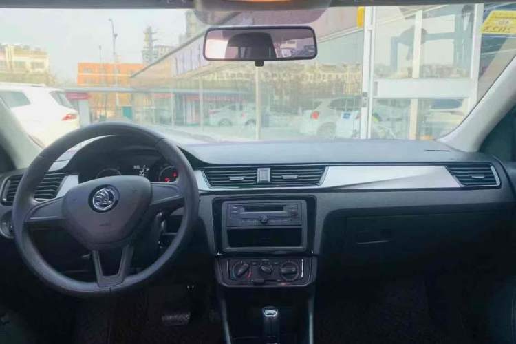 Used Skoda Rapid 2020 1.5L Automatic Standard Edition Interior 1