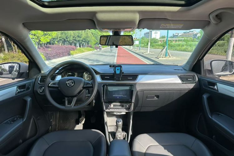 Used Skoda Rapid 2020 1.5L Manual Comfort Edition Interior 1