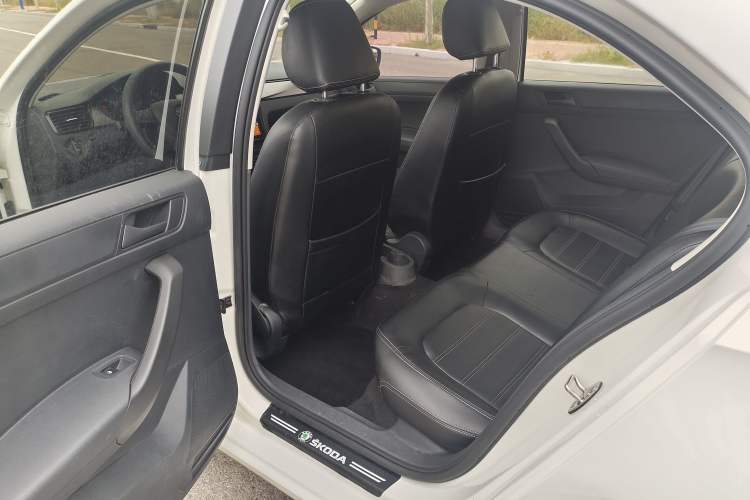 Used Skoda Rapid 2020 1.5L Automatic Standard Edition Interior 2