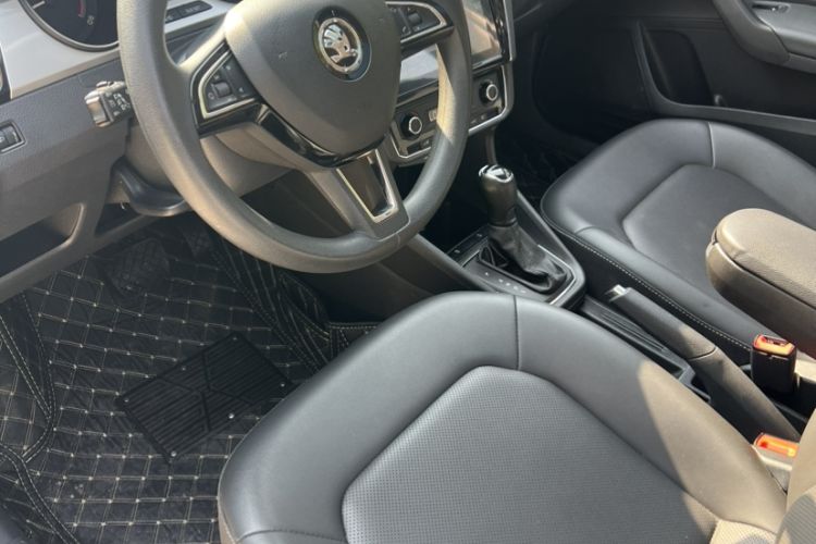 Used Skoda Rapid 2020 1.5L Automatic Comfort Edition Interior 2