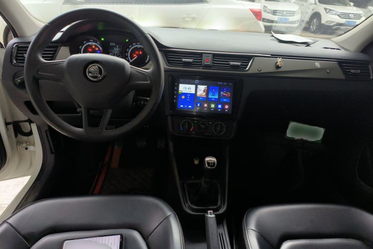 Used Skoda Rapid 2020 1.5L Manual Standard Edition Interior 2