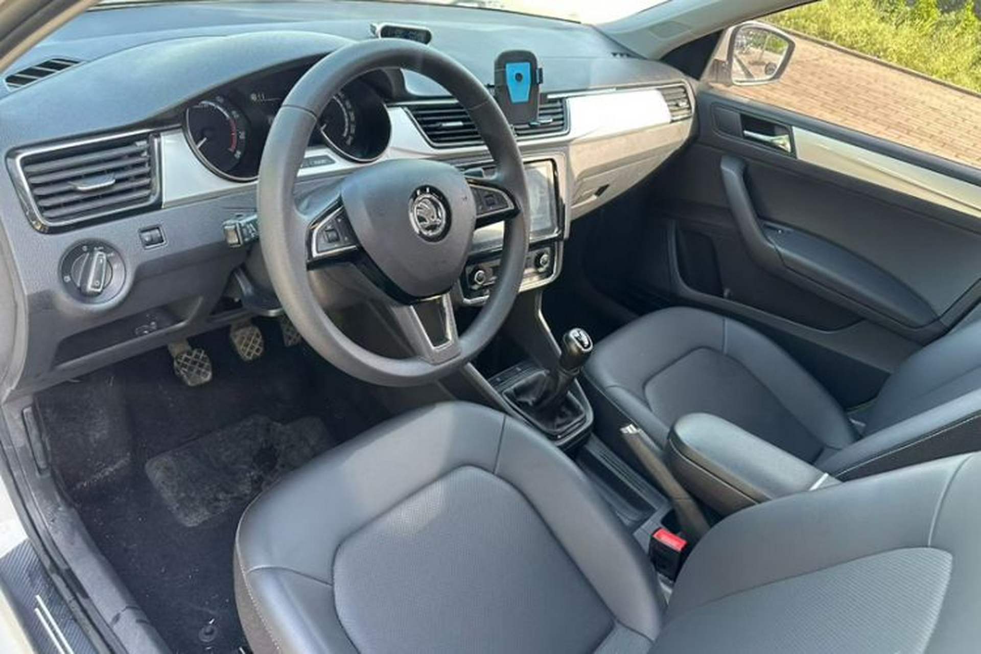 Used Skoda Rapid 2020 1.5L Manual Comfort Edition Interior 2