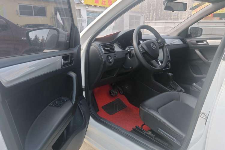 Used Skoda Rapid 2020 1.5L Automatic Comfort Edition Interior 2