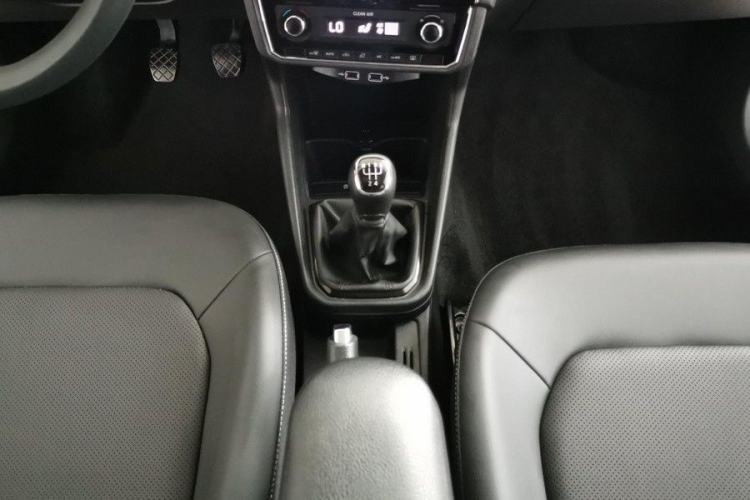 Used Skoda Rapid 2020 1.5L Manual Comfort Edition Interior 4