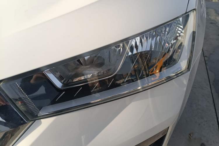 Used Skoda Rapid 2020 1.5L Automatic Standard Edition Left Front Headlight