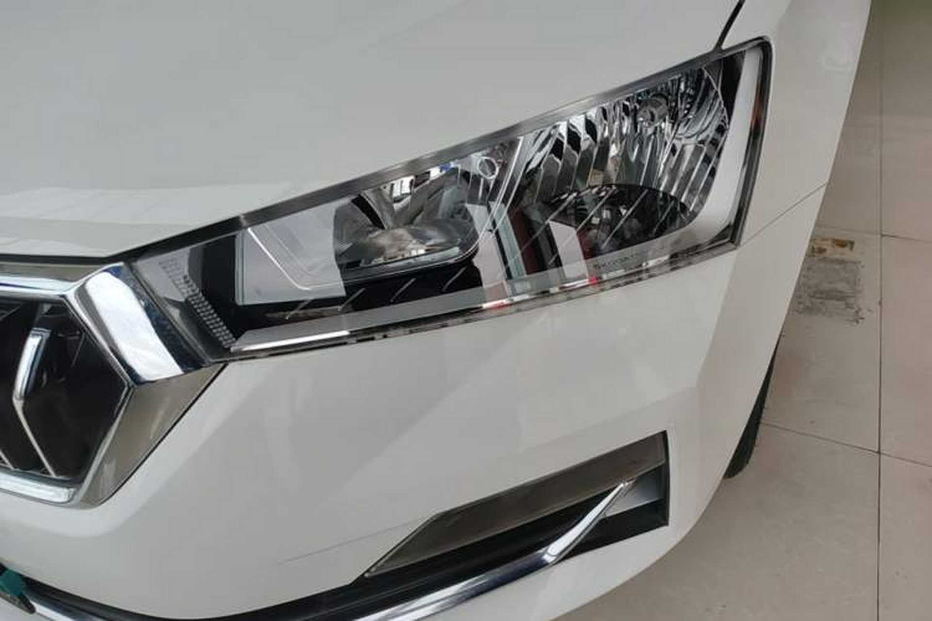 Used Skoda Rapid 2020 1.5L Manual Comfort Edition Left Front Headlight