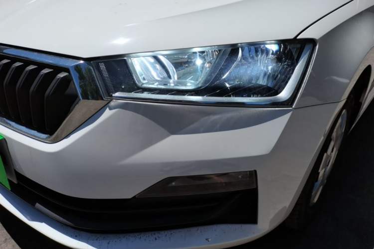 Used Skoda Rapid 2020 1.5L Manual Standard Edition Left Front Headlight