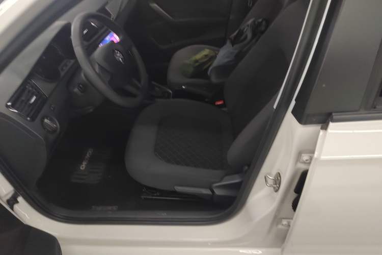 Used Skoda Rapid 2020 1.5L Automatic Standard Custom Edition Left Front Seat