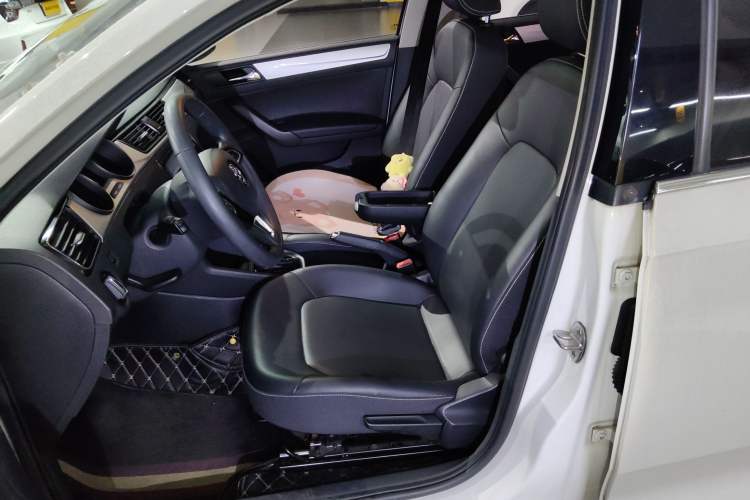 Used Skoda Rapid 2020 1.5L Automatic Comfort Edition Left Front Seat