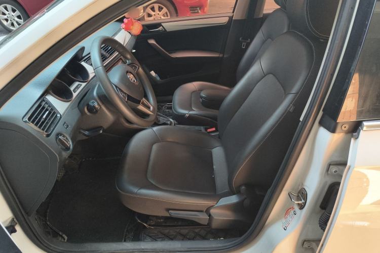 Used Skoda Rapid 2020 1.5L Automatic Comfort Edition Left Front Seat