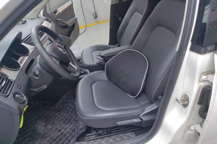 Used Skoda Rapid 2020 1.5L Automatic Comfort Edition Left Front Seat