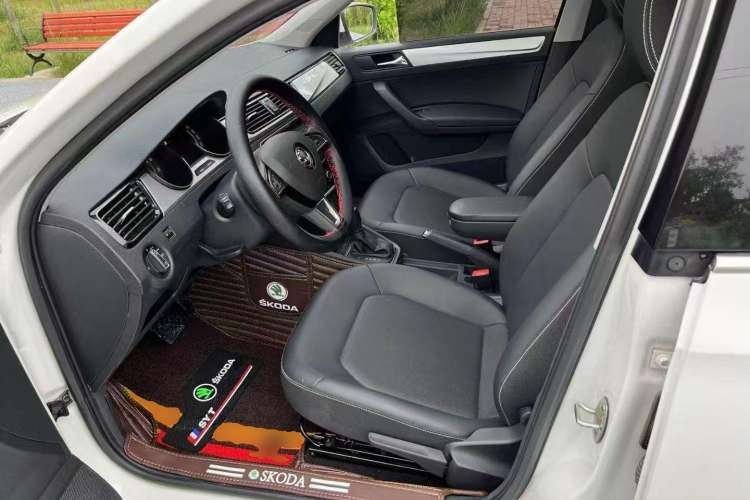 Used Skoda Rapid 2020 1.5L Automatic Comfort Edition Left Front Seat